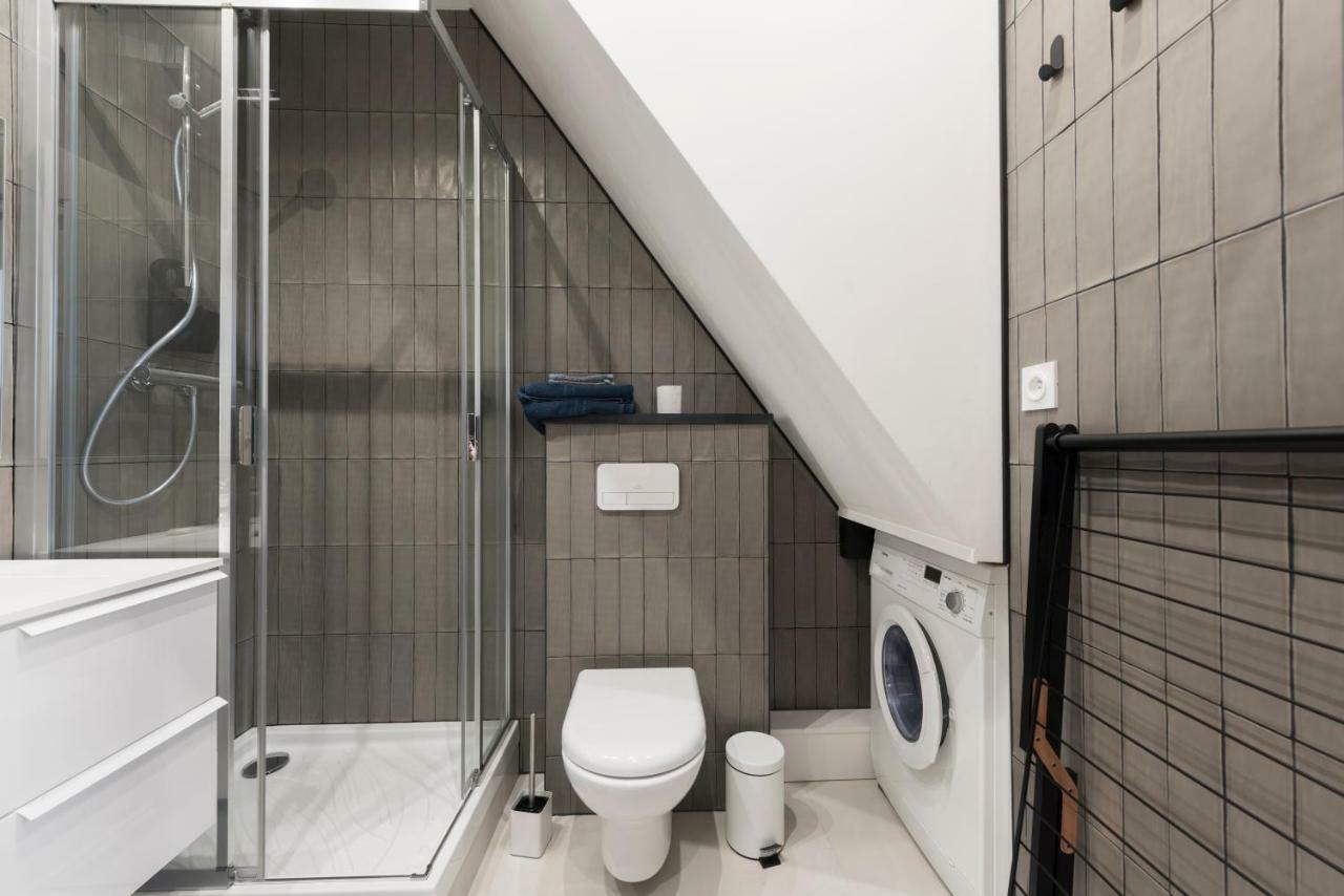F2 Chambre En Duplex Saint-Raphaël Exteriör bild