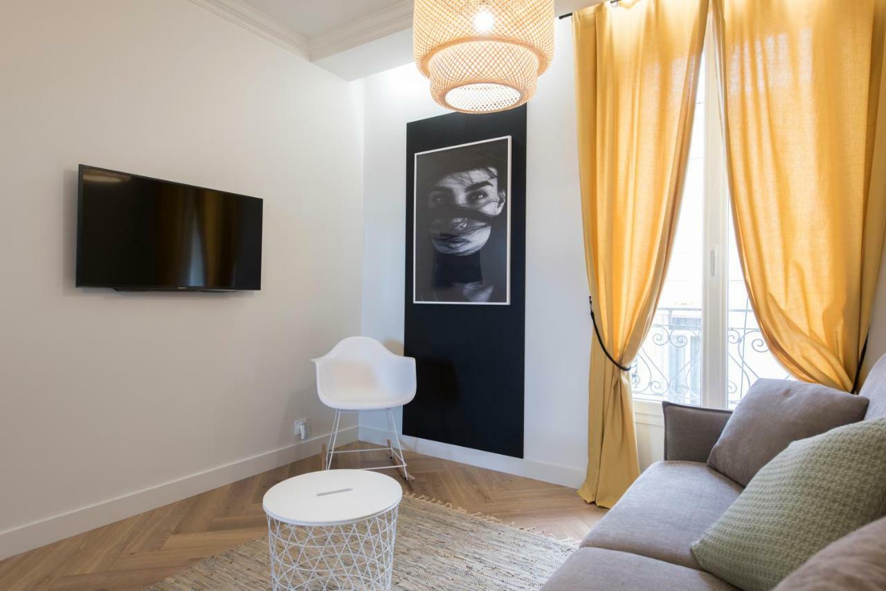 F2 Chambre En Duplex Saint-Raphaël Exteriör bild